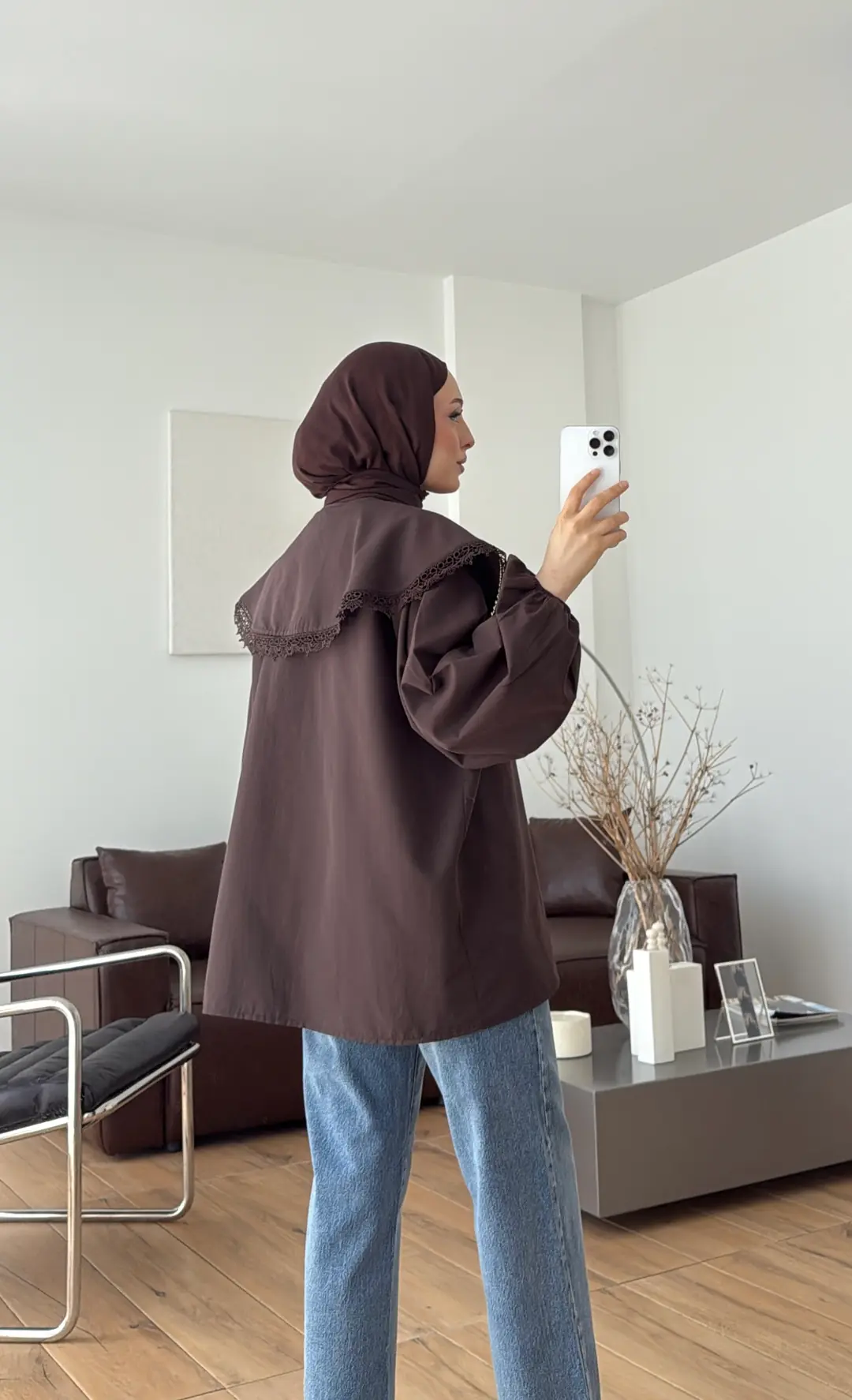 Mendil Yaka Dantel Detaylı Gömlek Kahve