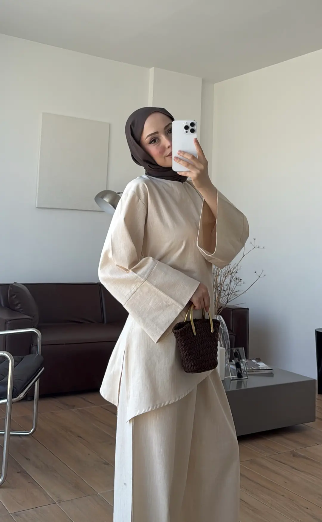 Yırtmaçlı Takım Bej