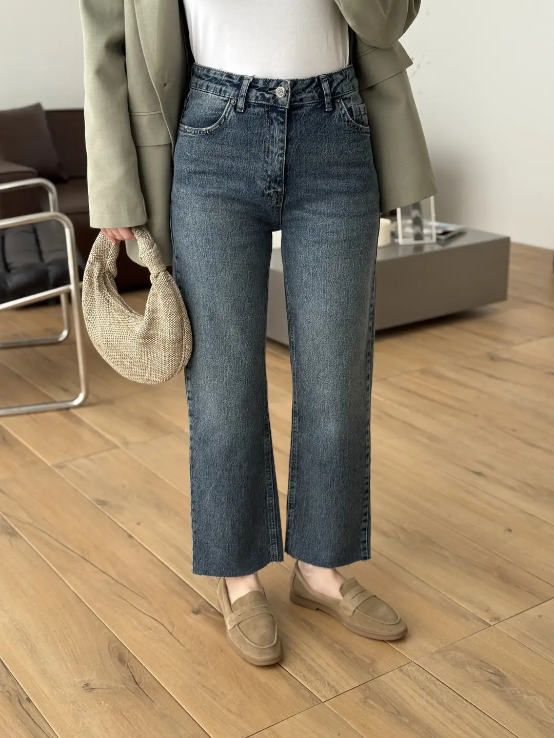 Premium Paçası Kesik Eskitme Jean