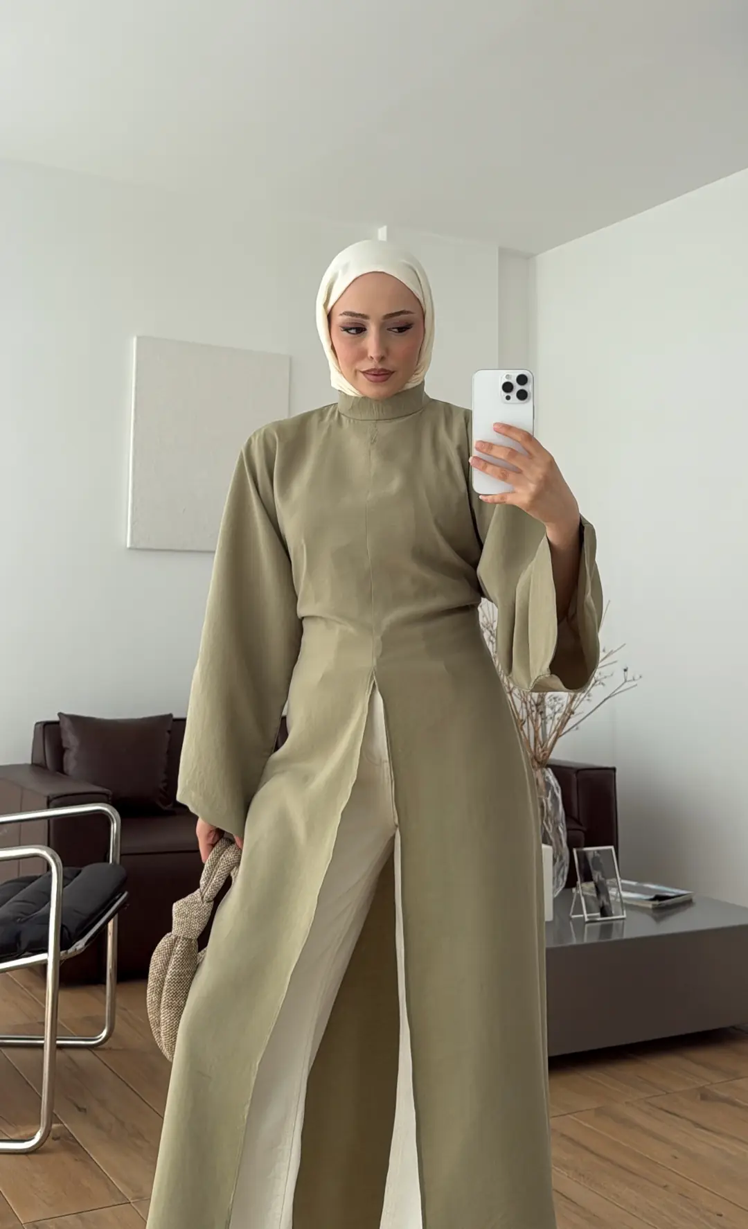 Yırtmaç Detaylı Tunik Çağla Yeşili