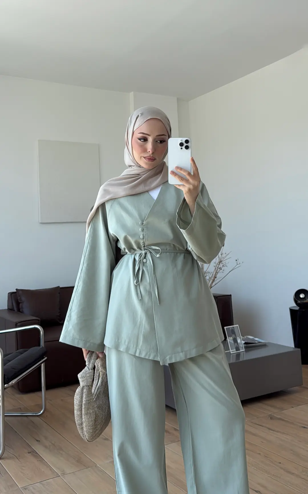 Sık Düğmeli Keten Takım Mint