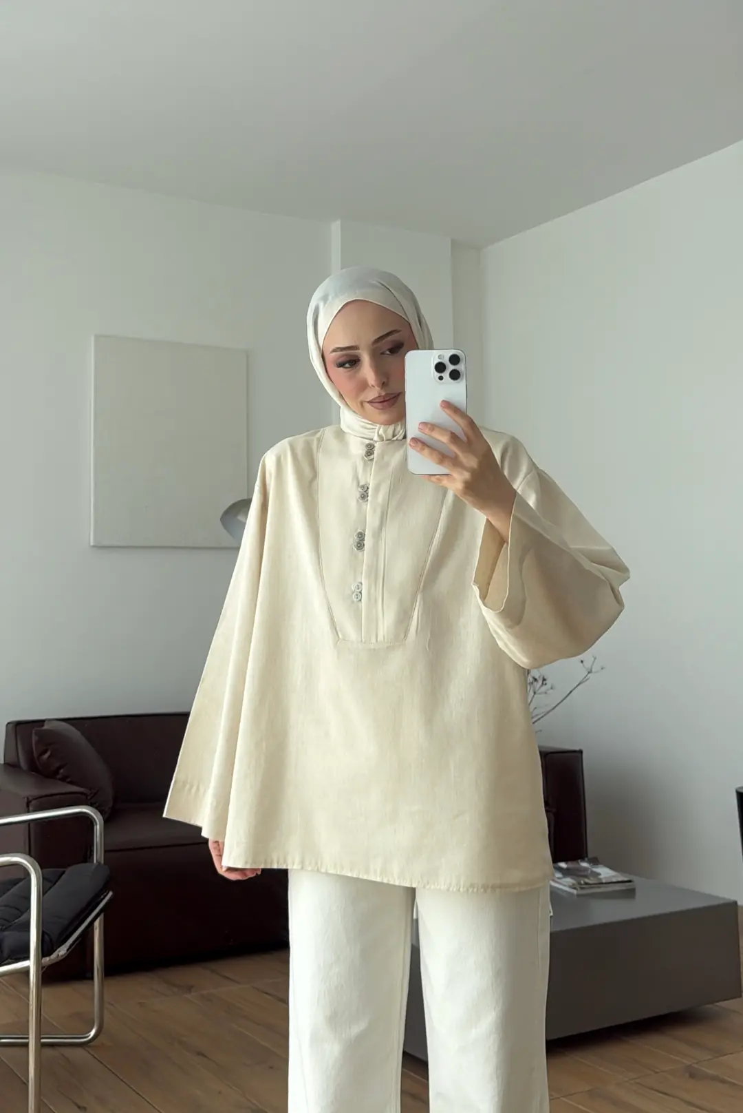 Önden Birit Düğmeli Keten Gömlek Krem
