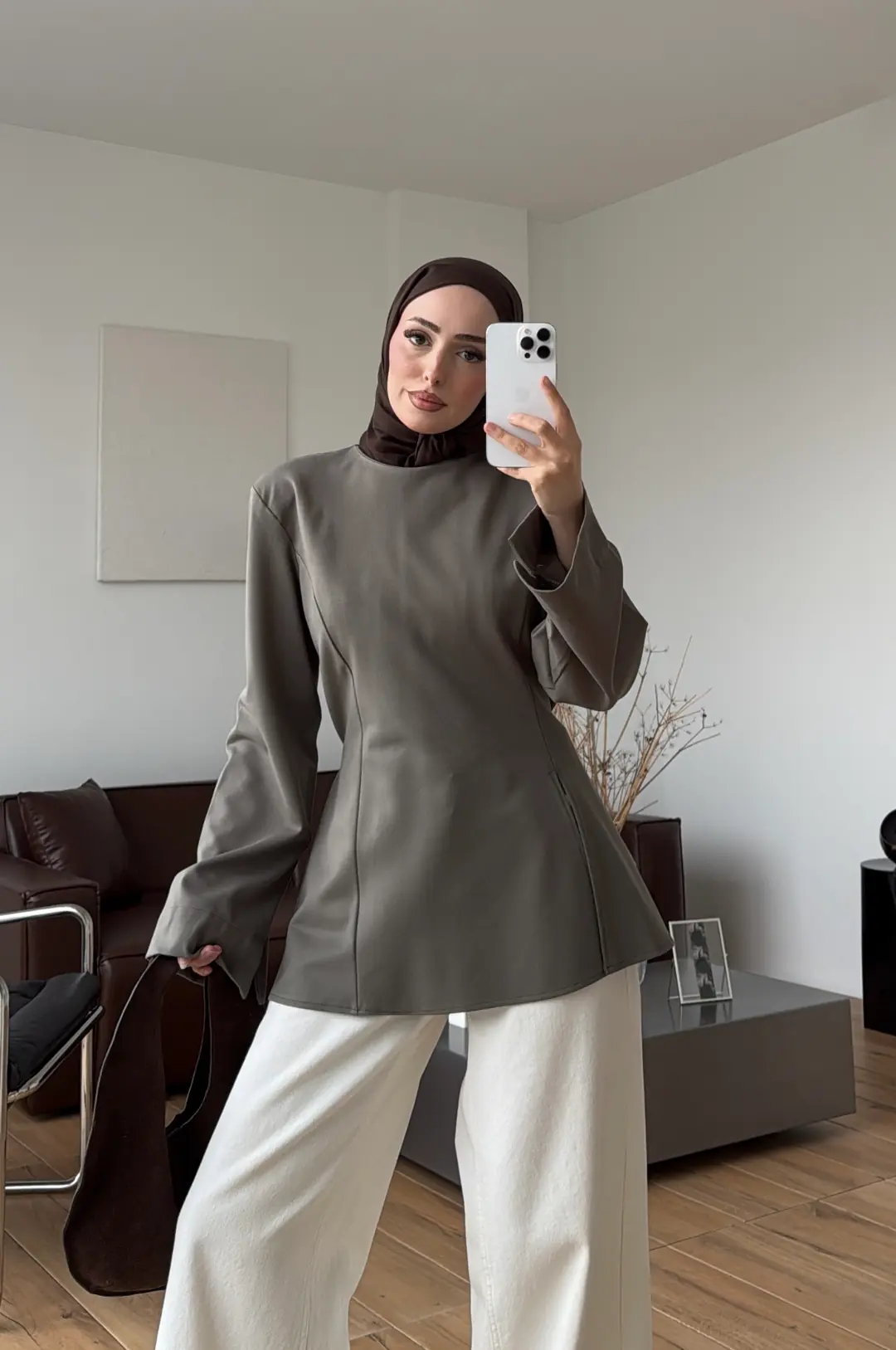 Vatkalı Yırtmaç Detay Bluz Çağla