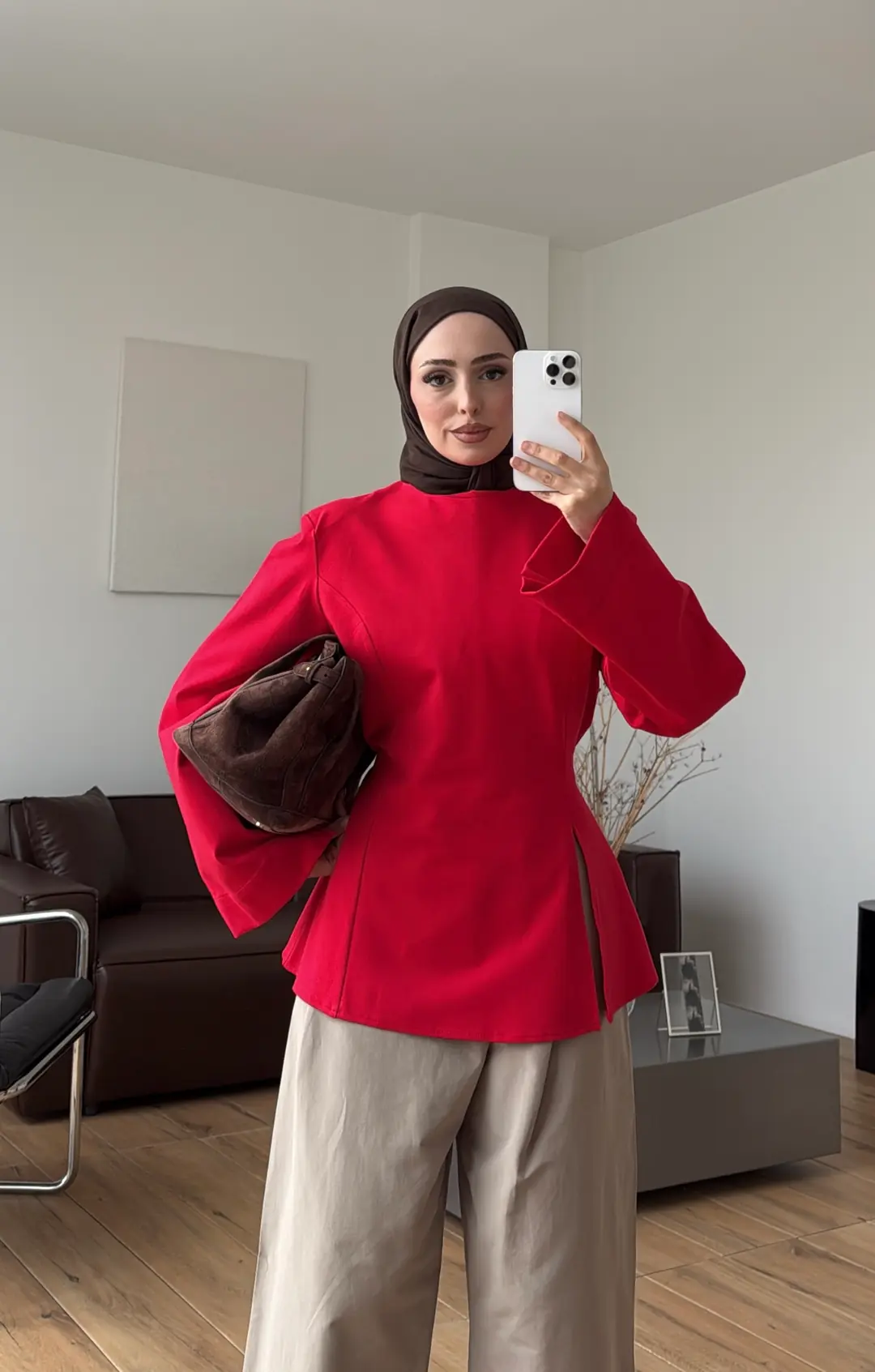 Vatkalı Yırtmaç Detay Bluz Kırmızı
