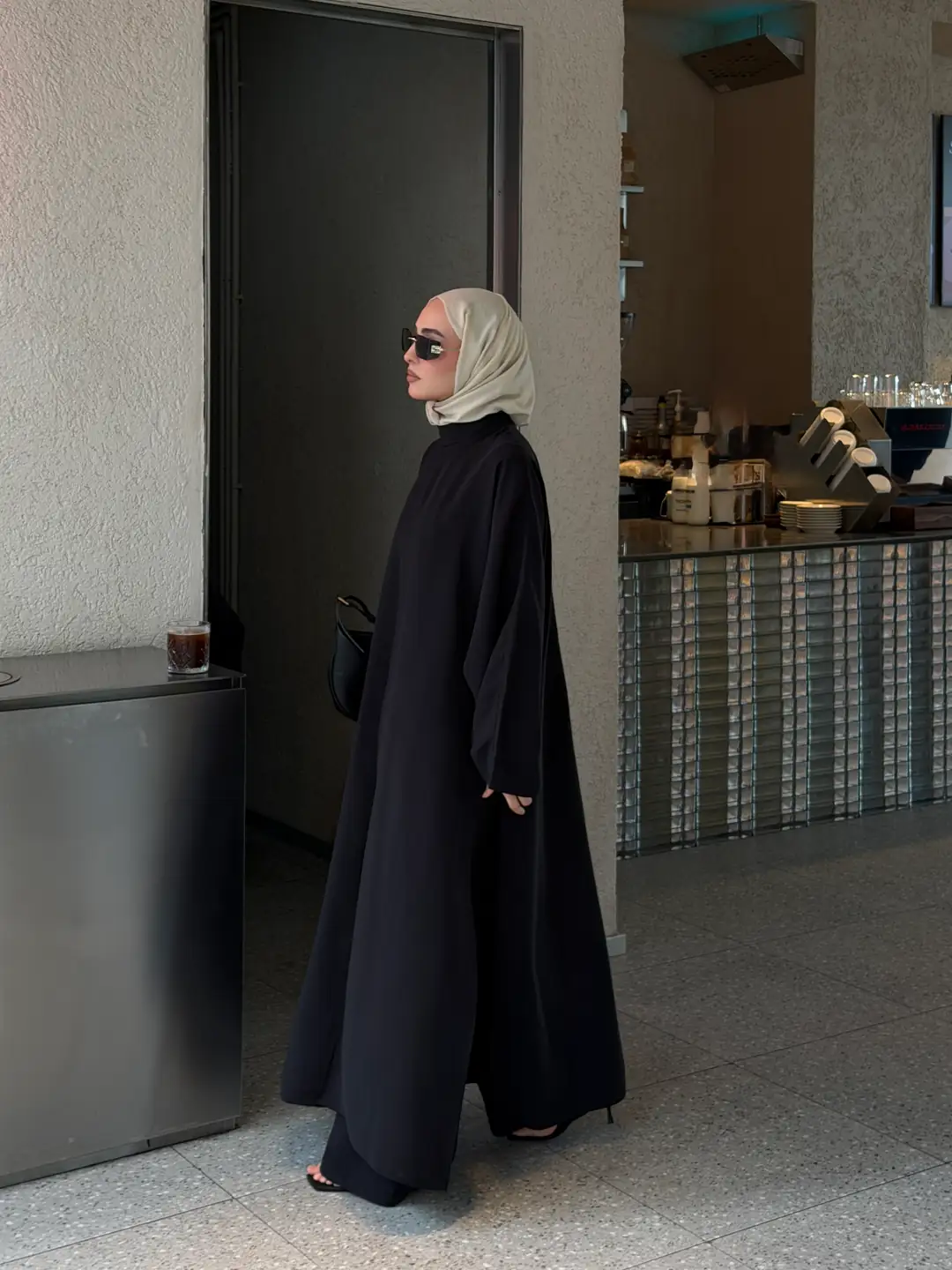 Sofia Şallı Yırtmaç Detay Takım Siyah