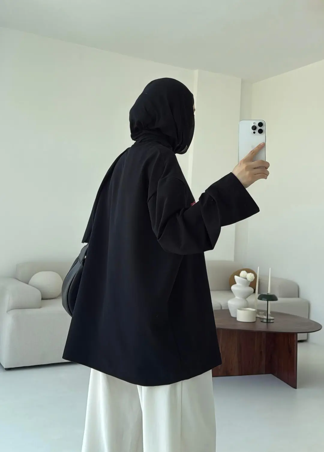 Etiket Baskılı  Sweatshirt Siyah