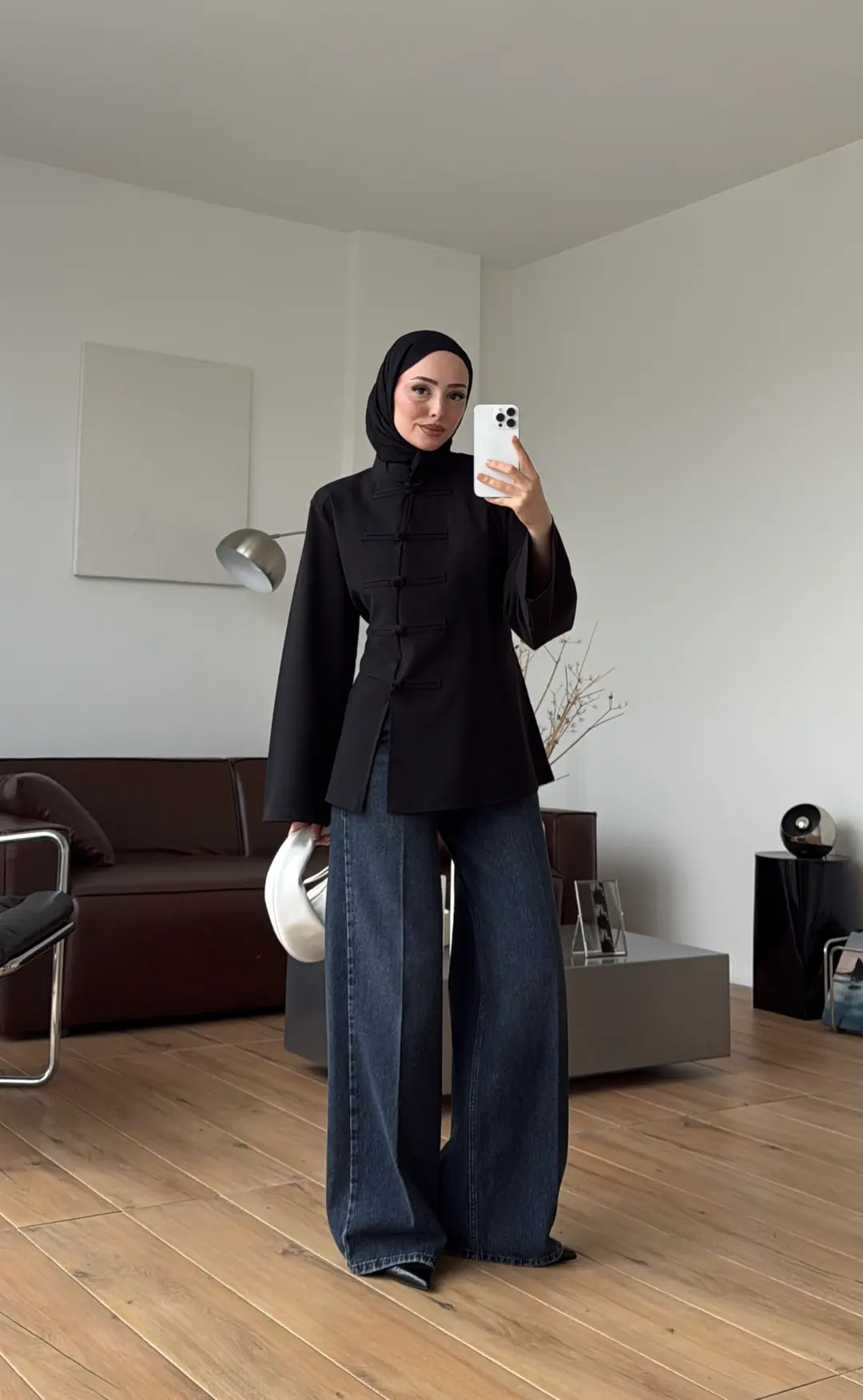 Tok Kumaş Süslü Düğmeli Bluz Siyah