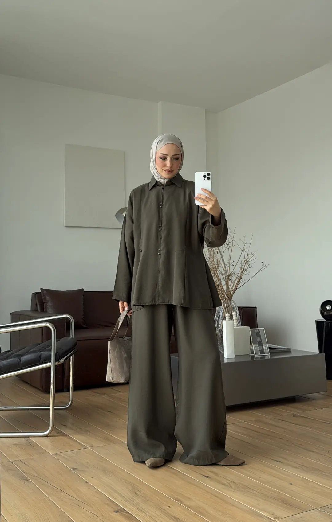 Top Düğmeli Tasarım Takım Haki