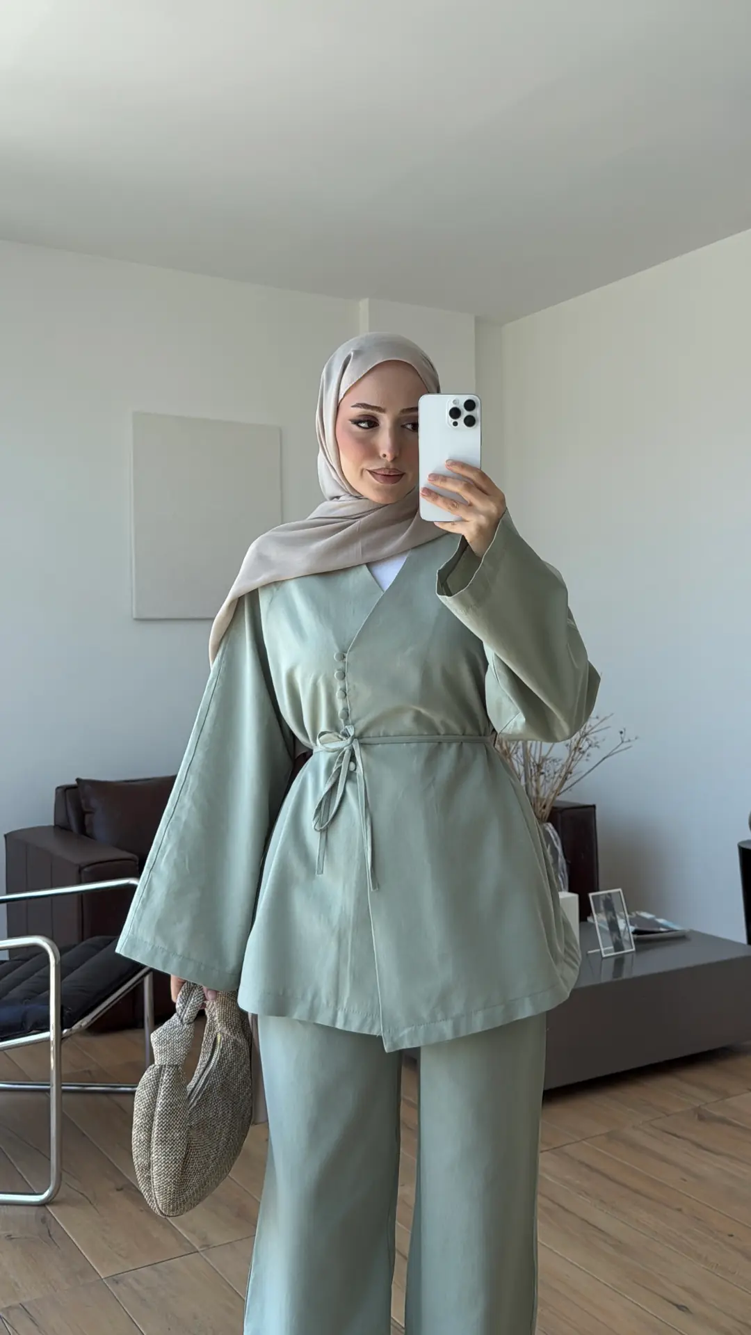 Sık Düğmeli Keten Takım Mint