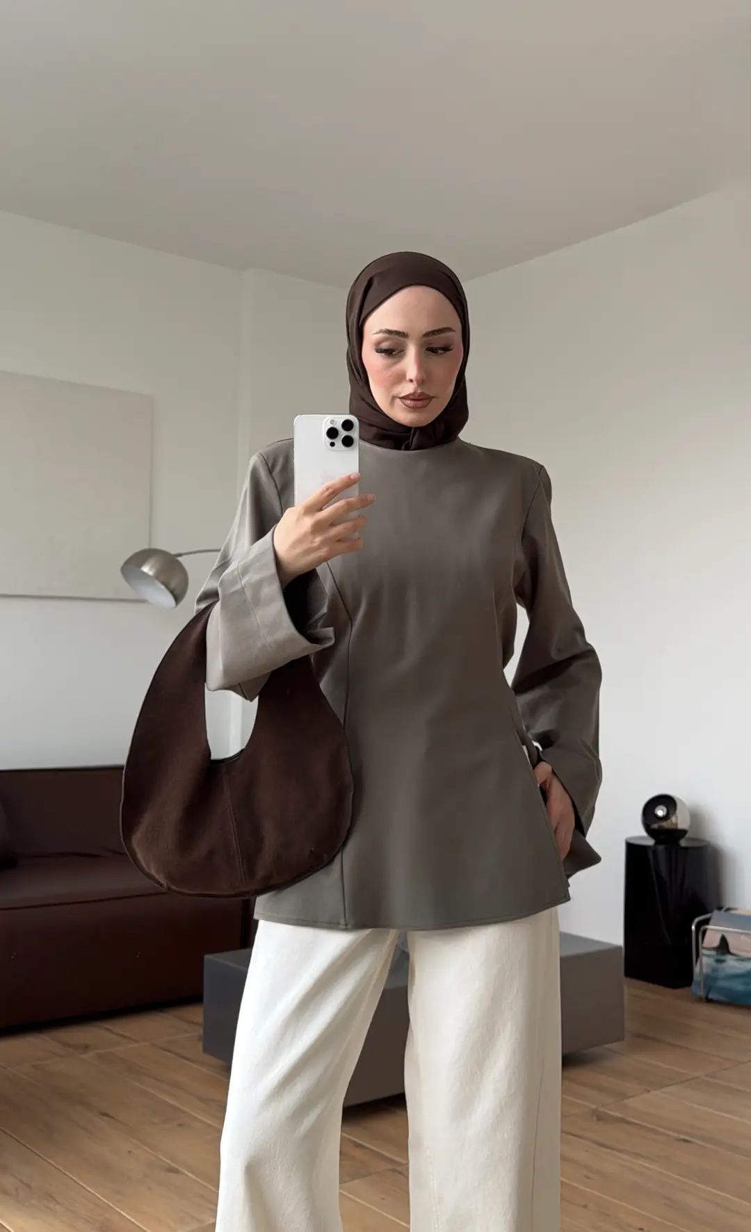 Vatkalı Yırtmaç Detay Bluz Çağla