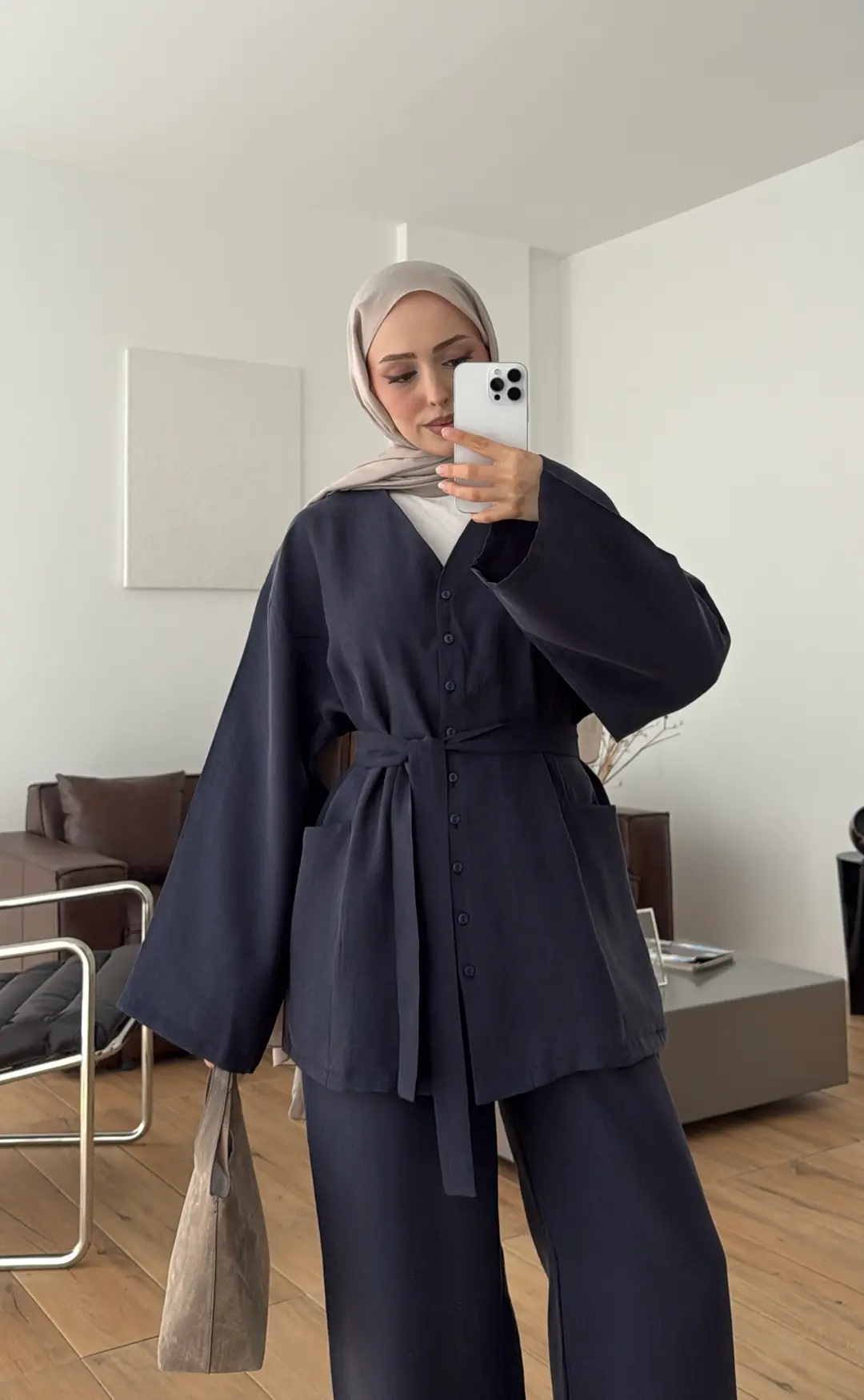 V Yaka Çift Cepli Takım Lacivert