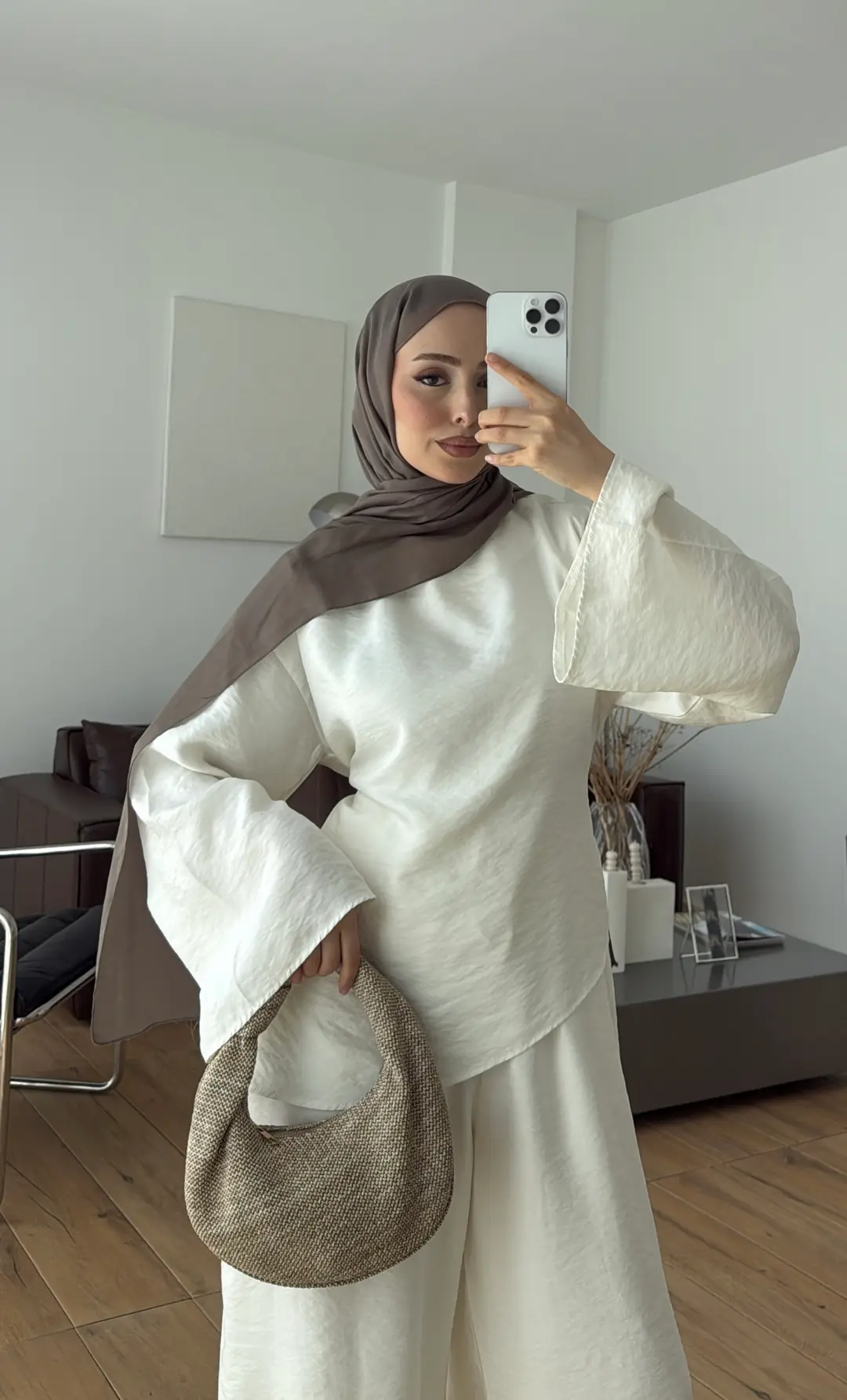 Asimetrik Kesim Takım Ekru
