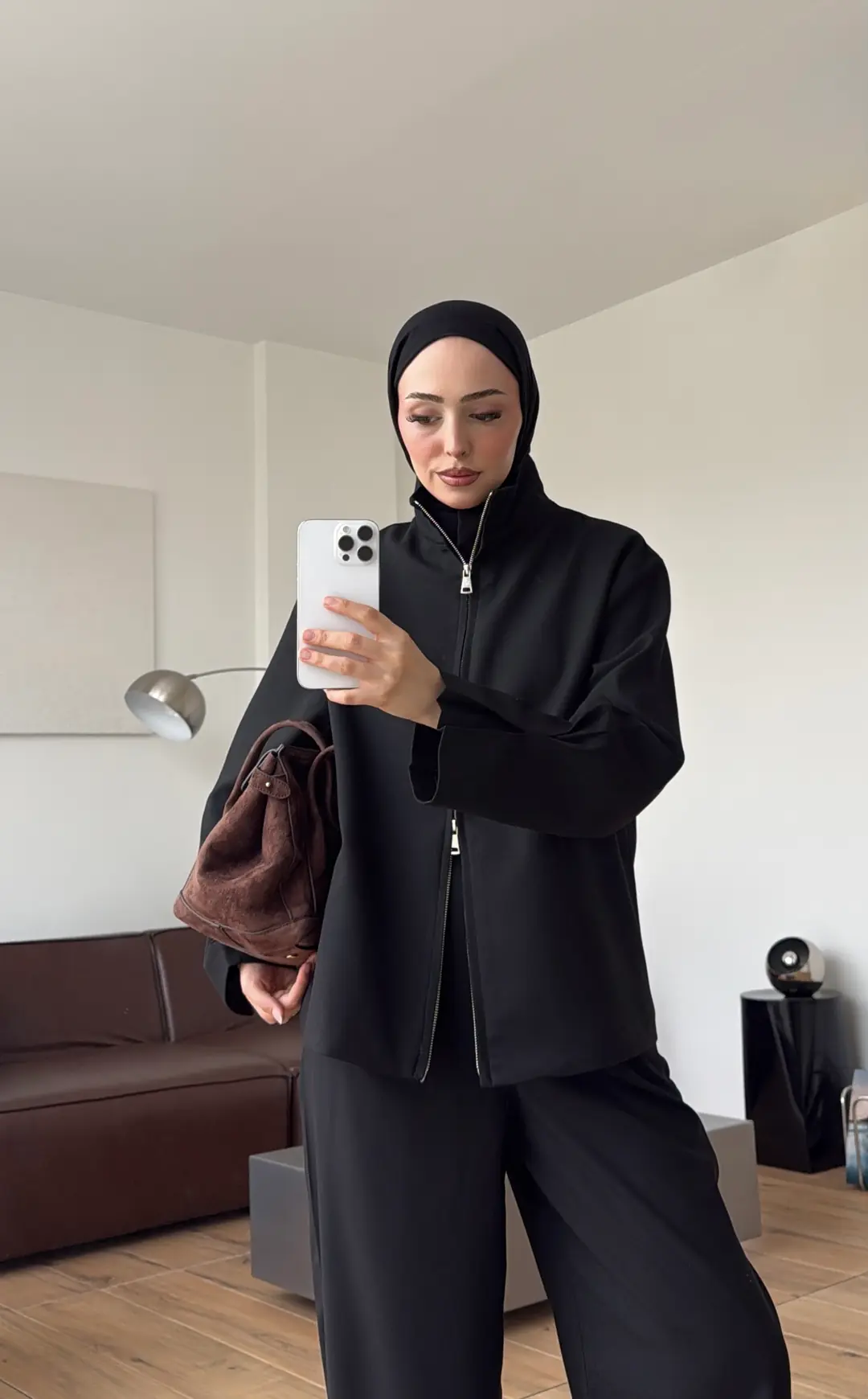 Dik Yaka Ceketli Takım Siyah