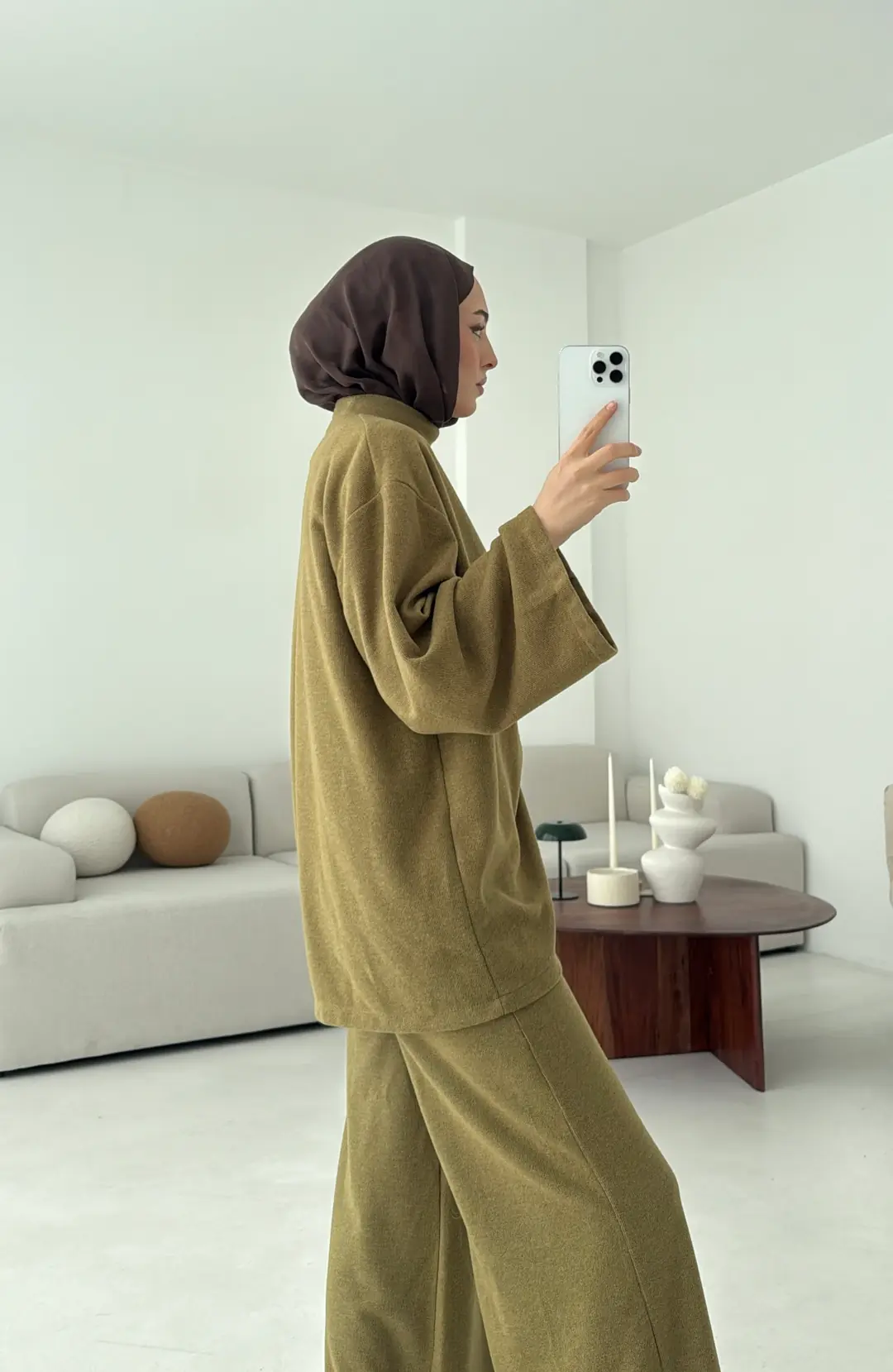 Bluzu Yandan Biyeli Takım  Yağ yeşili