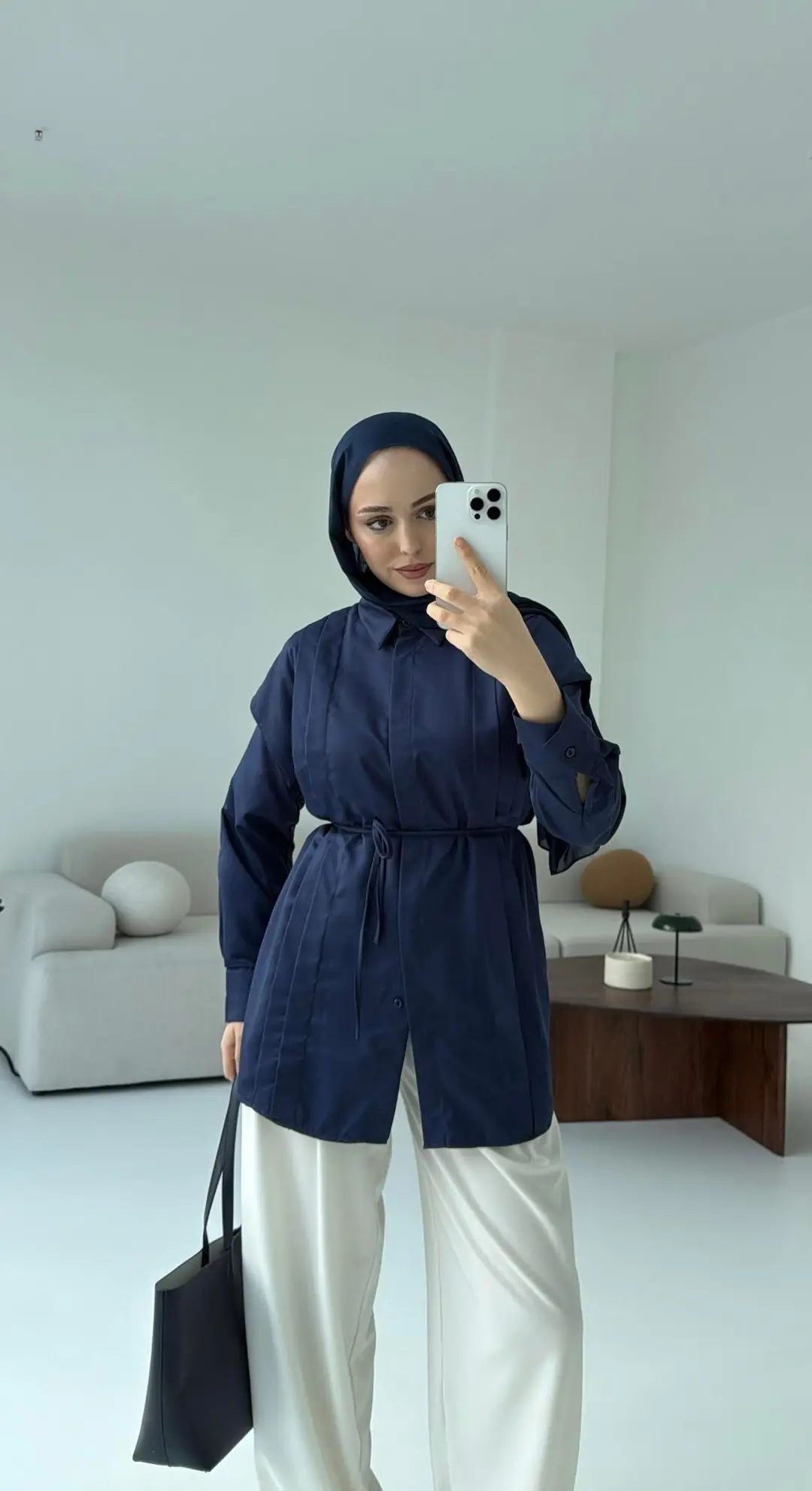 Çift Pileli Saten Bağlamalı Gömlek  Lacivert