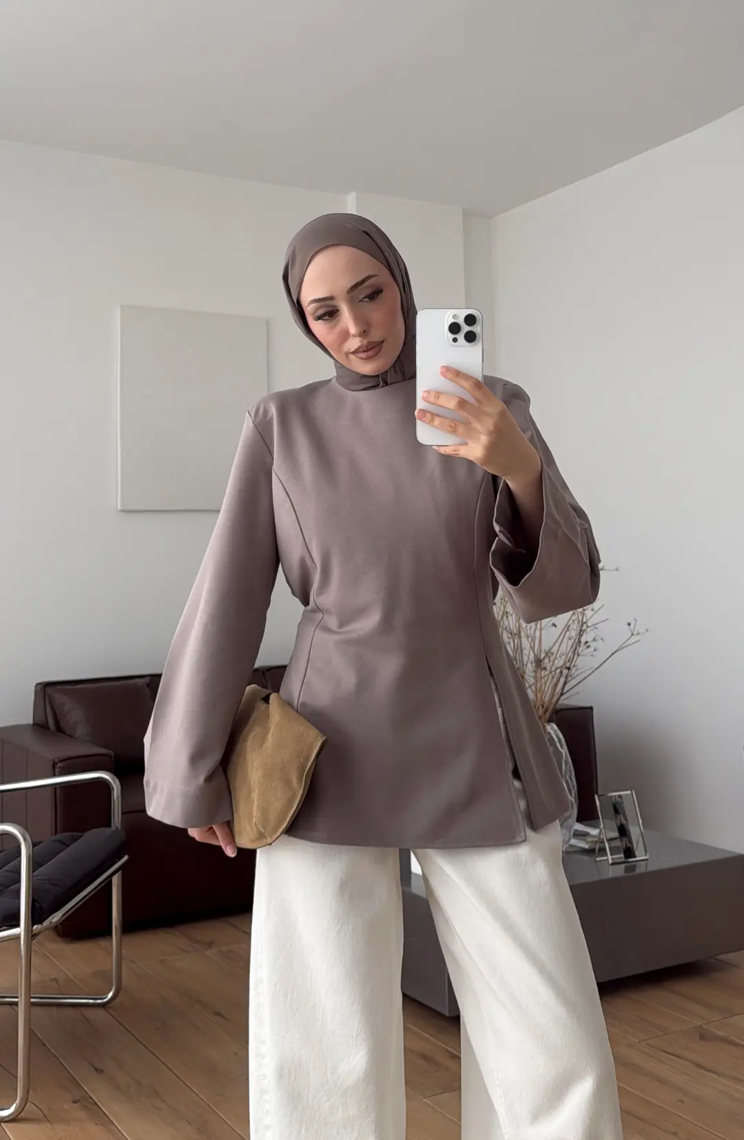 Vatkalı Yırtmaç Detay Bluz Vizon