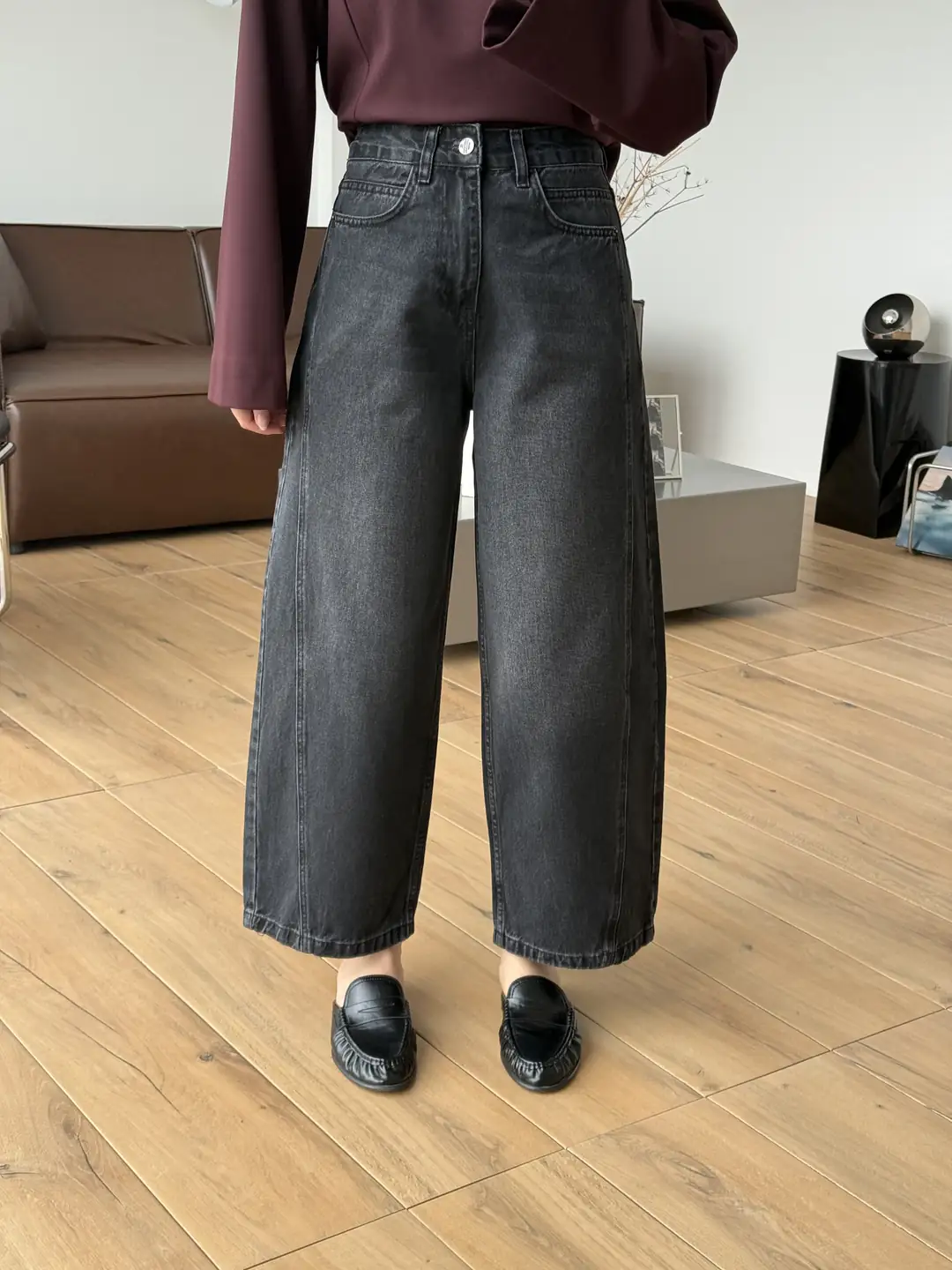 Barel Taşlamalı Siyah Jean