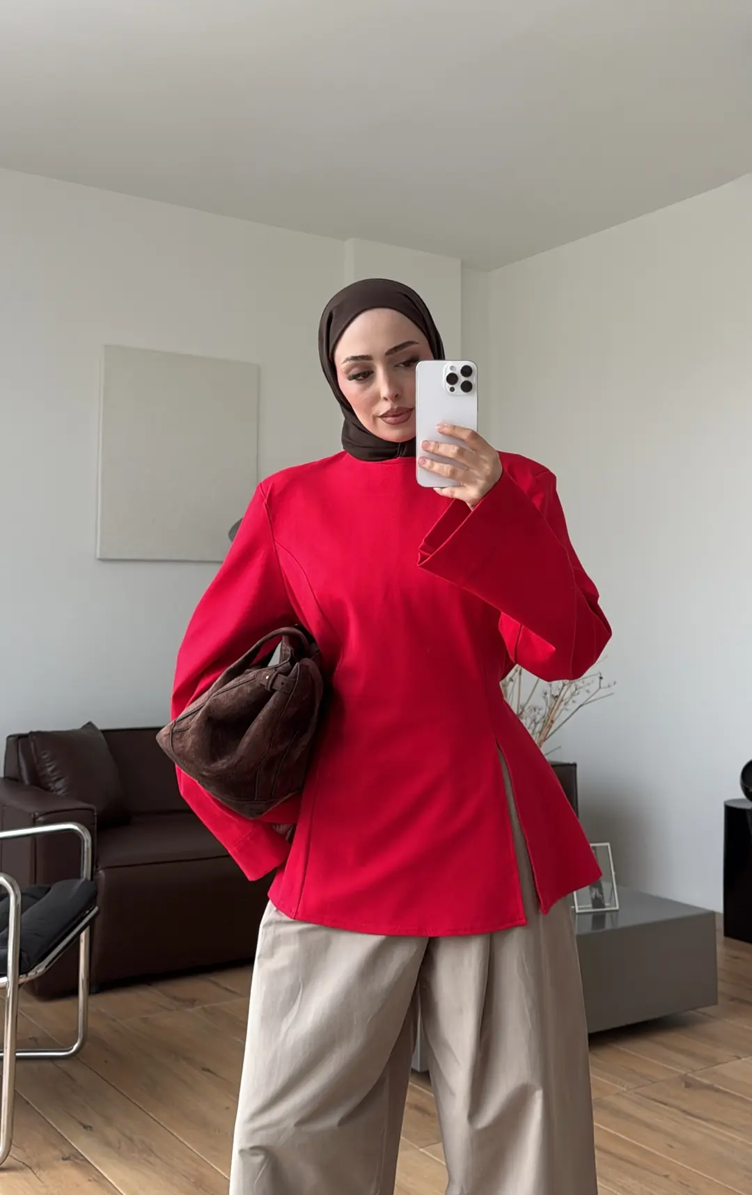 Vatkalı Yırtmaç Detay Bluz Kırmızı