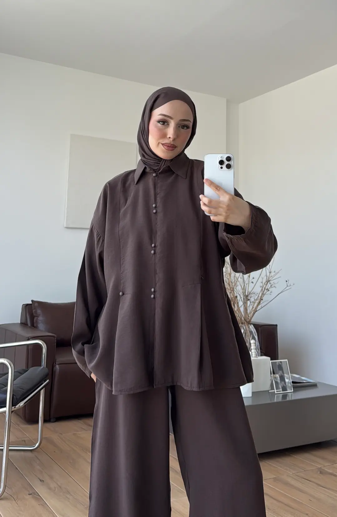 Top Düğmeli Tasarım Takım Kahve