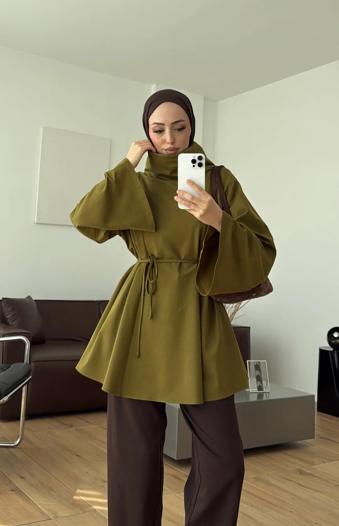 Bel Bağlamalı Dik Yaka Tunik Olive