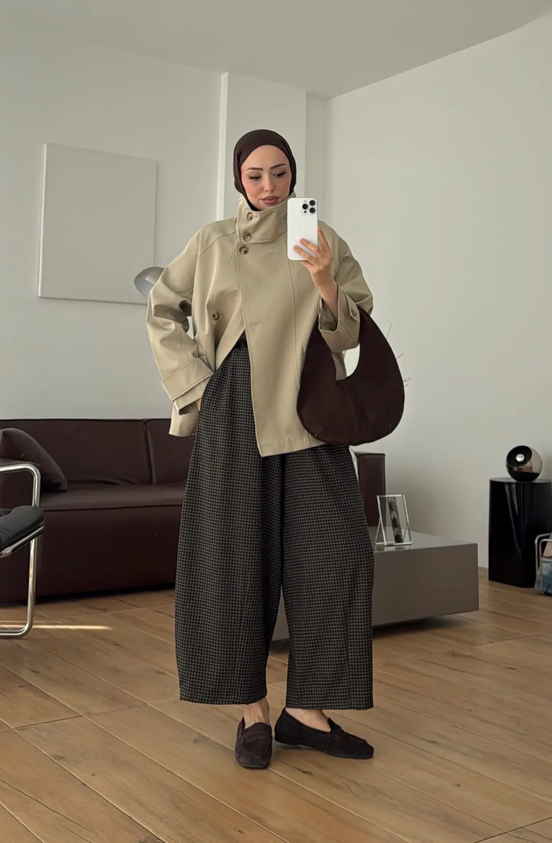 Geniş Yakalı Parka Koyu Bej