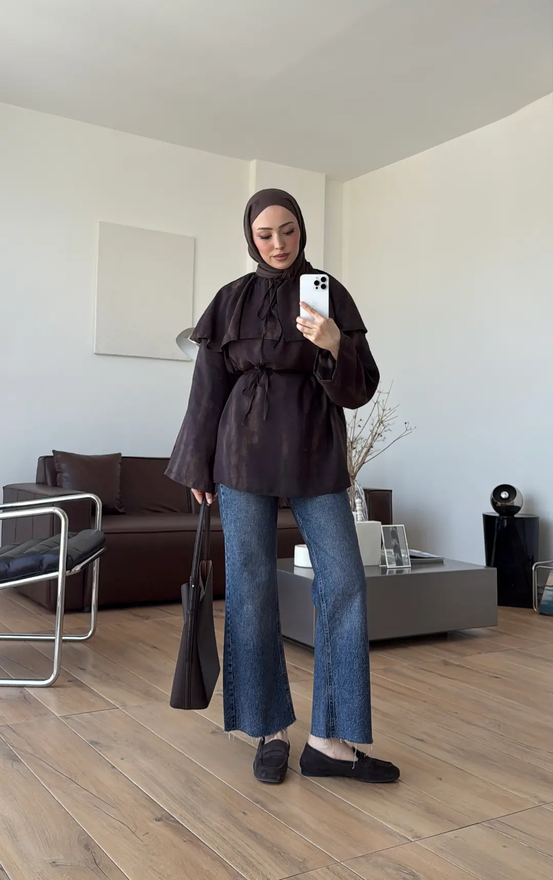 Pelerinli Bağcıklı Bluz Kahve