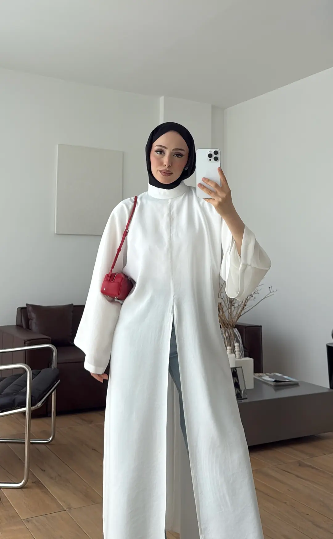 Yırtmaç Detaylı Tunik Beyaz