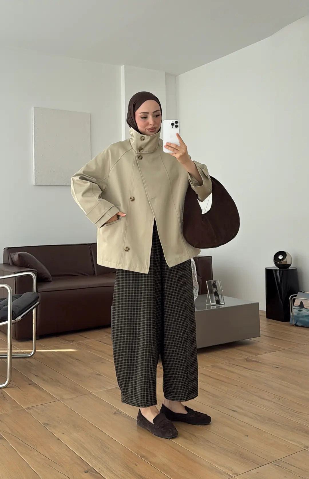 Geniş Yakalı Parka Koyu Bej