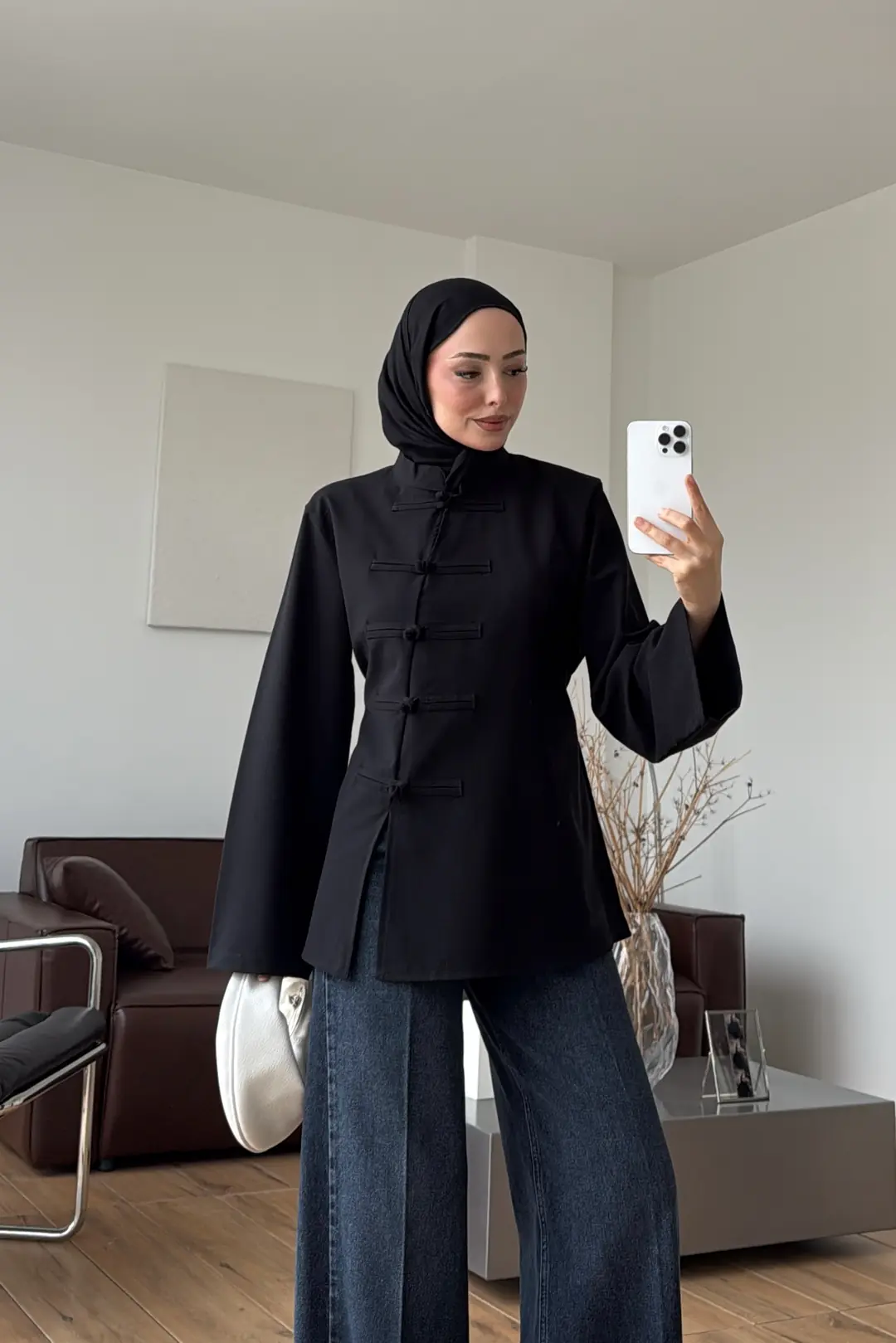Tok Kumaş Süslü Düğmeli Bluz Siyah