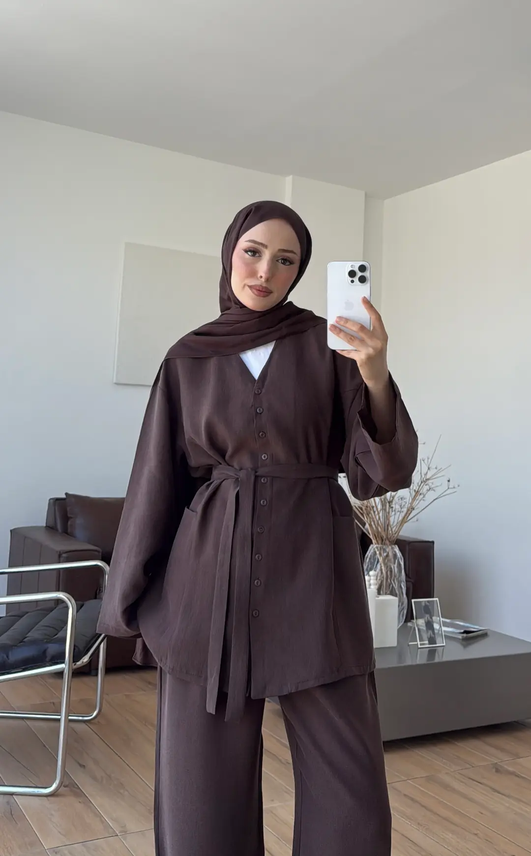 V Yaka Çift Cepli Takım Kahve