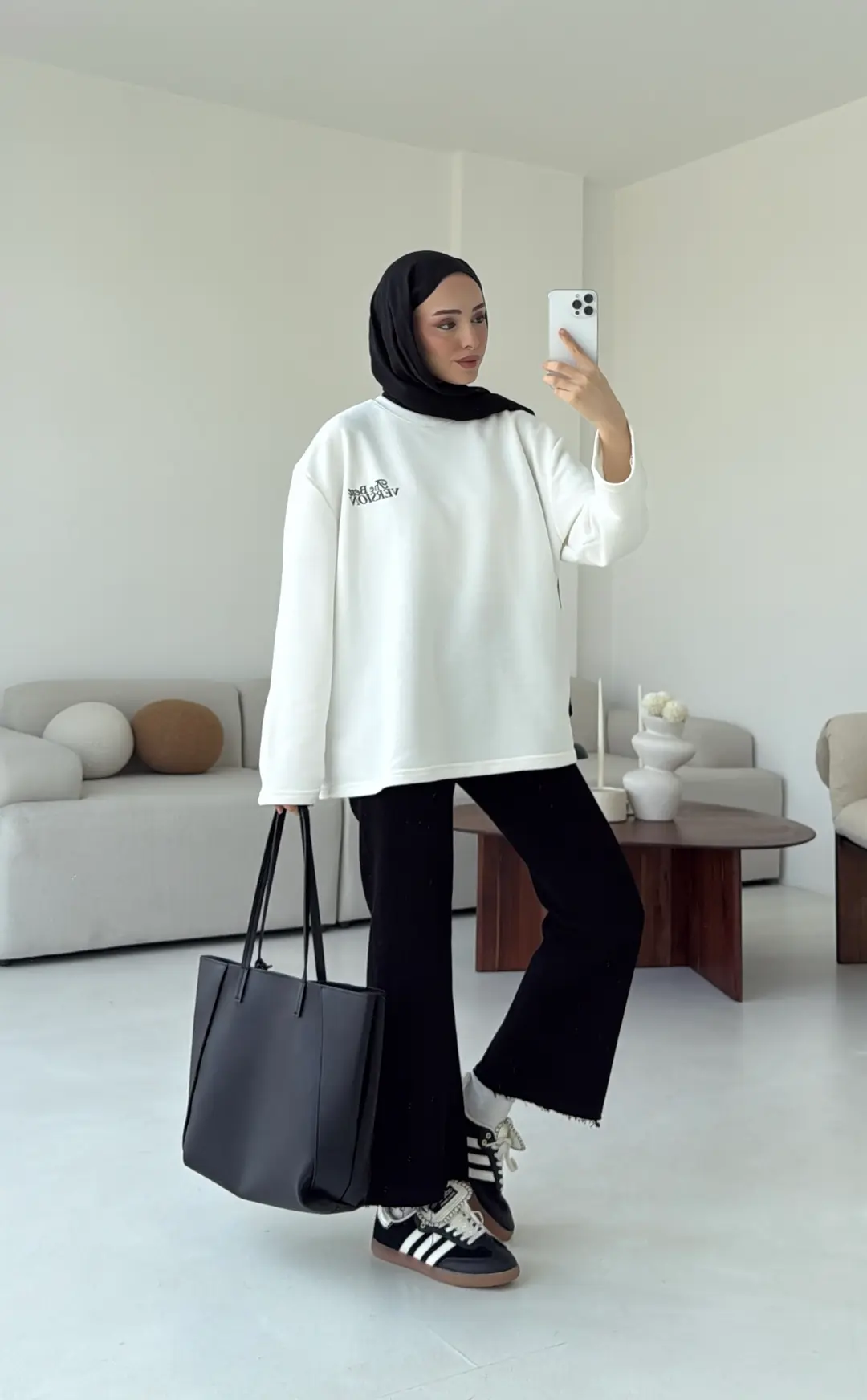 Version Baskılı Sweatshirt Beyaz