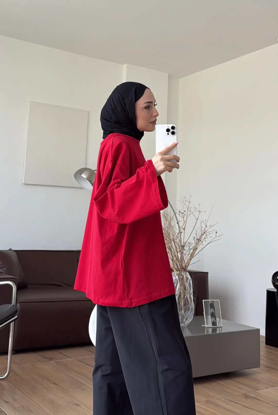 Bisiklet Yaka Düşük Omuzlu Tişört Kırmızı