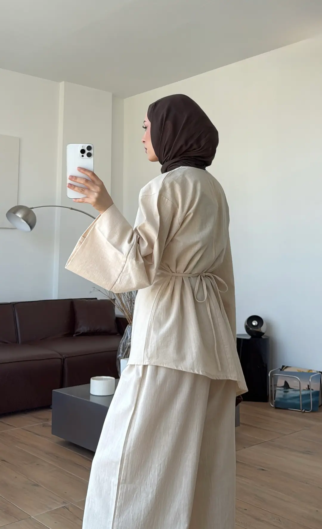 Yırtmaçlı Takım Bej