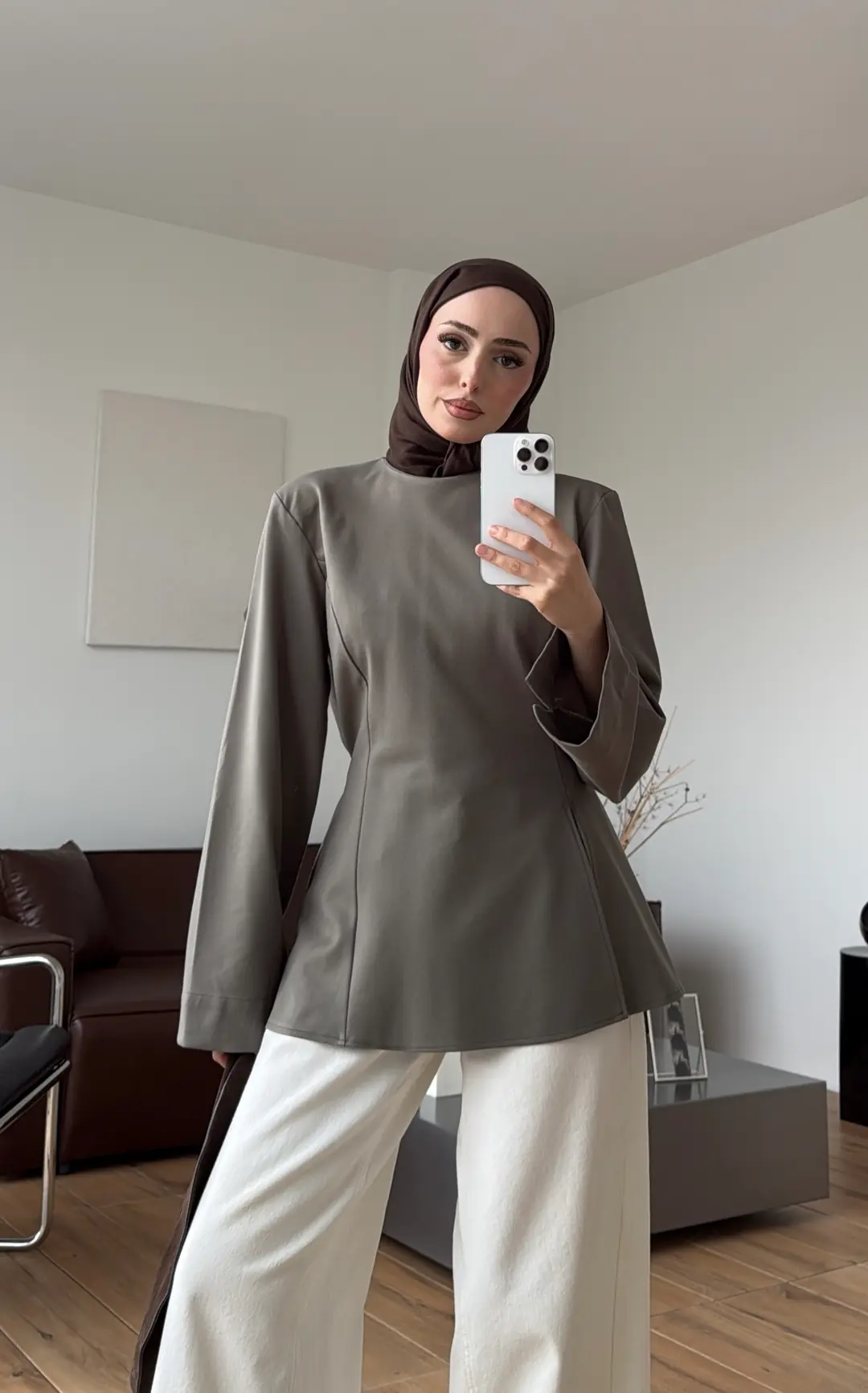 Vatkalı Yırtmaç Detay Bluz Çağla