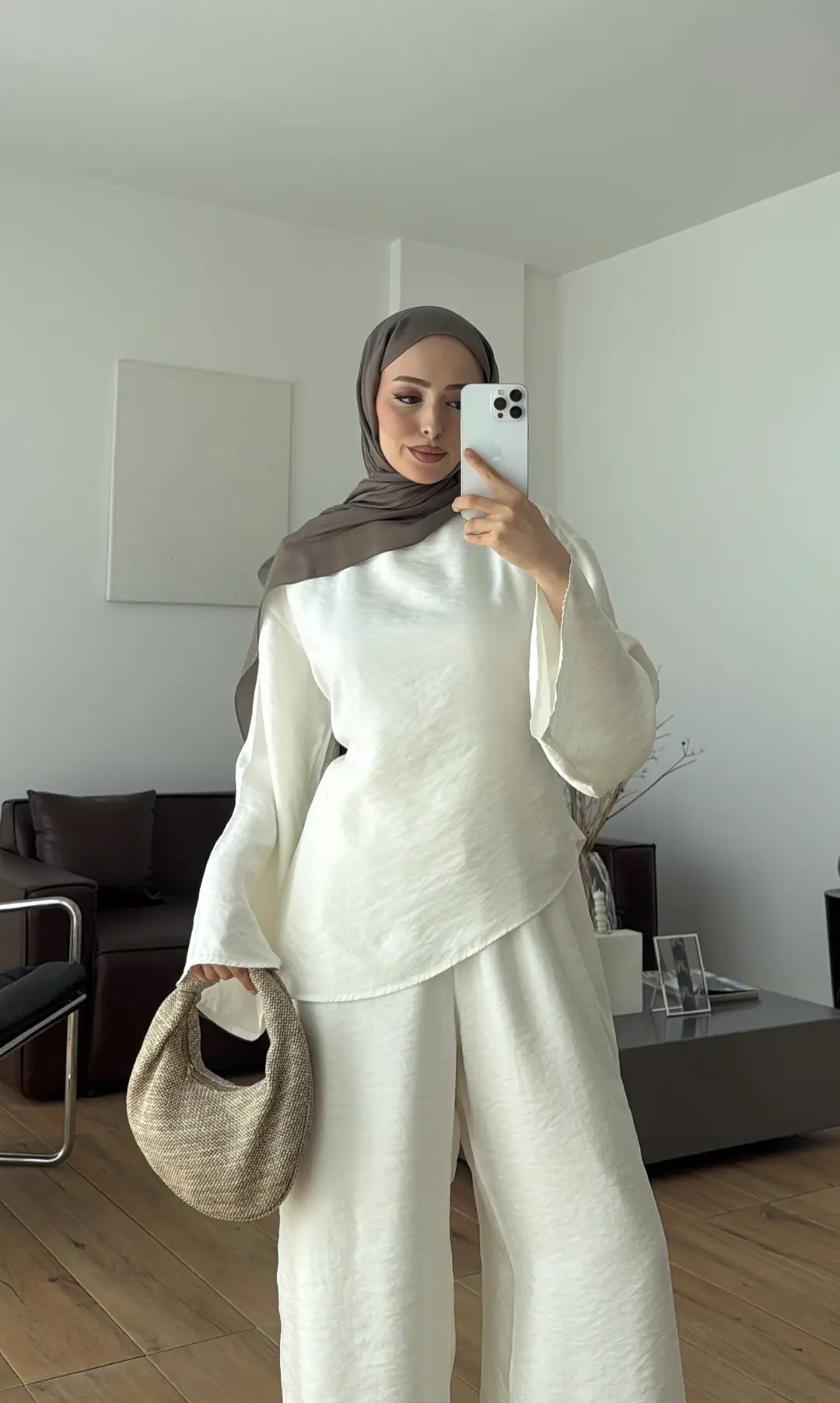 Asimetrik Kesim Takım Ekru
