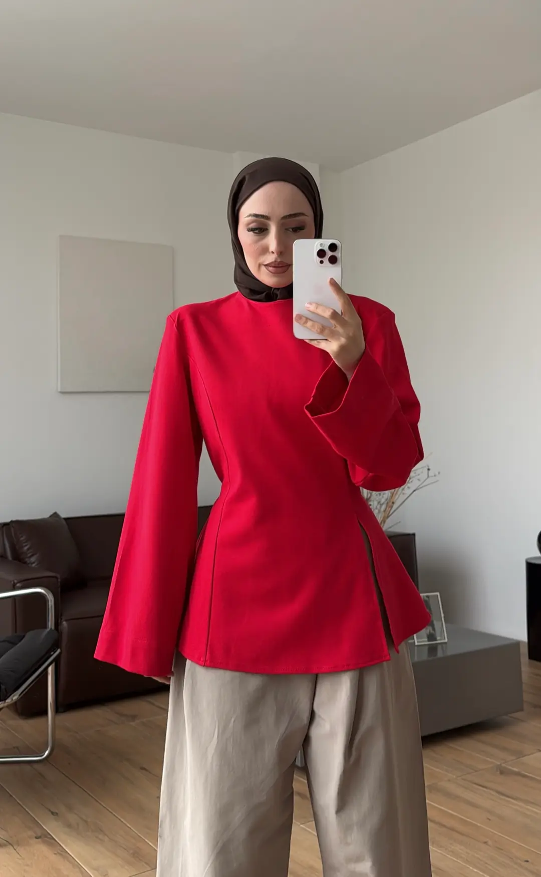 Vatkalı Yırtmaç Detay Bluz Kırmızı