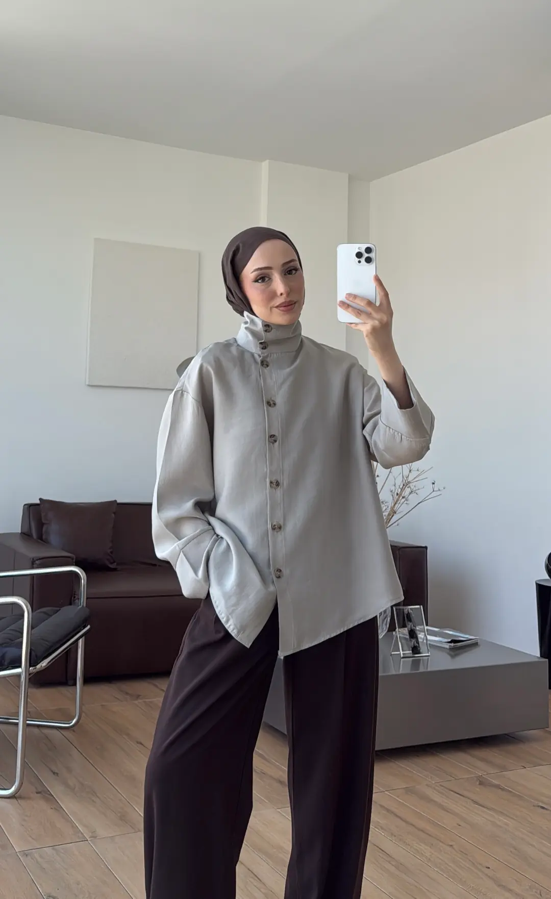 Dik Yaka Gömlek Bej