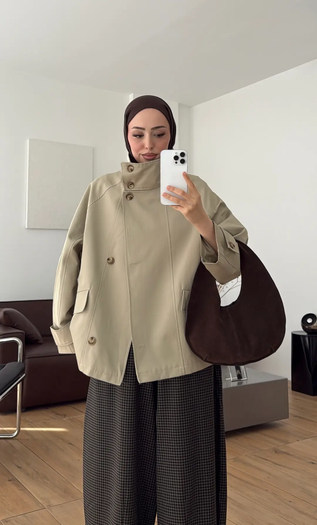Geniş Yakalı Parka Koyu Bej