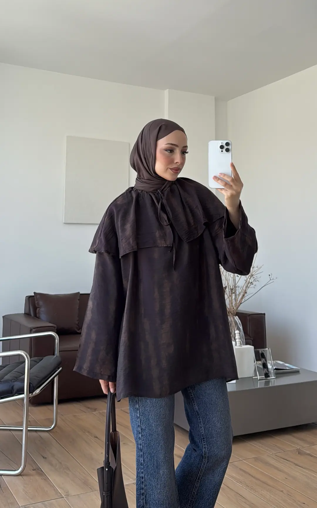 Pelerinli Bağcıklı Bluz Kahve