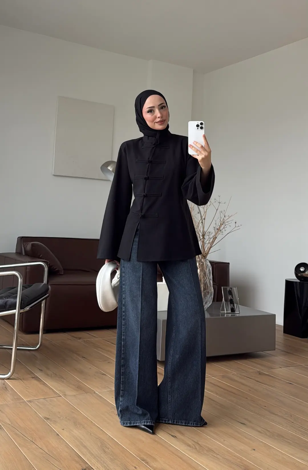 Tok Kumaş Süslü Düğmeli Bluz Siyah